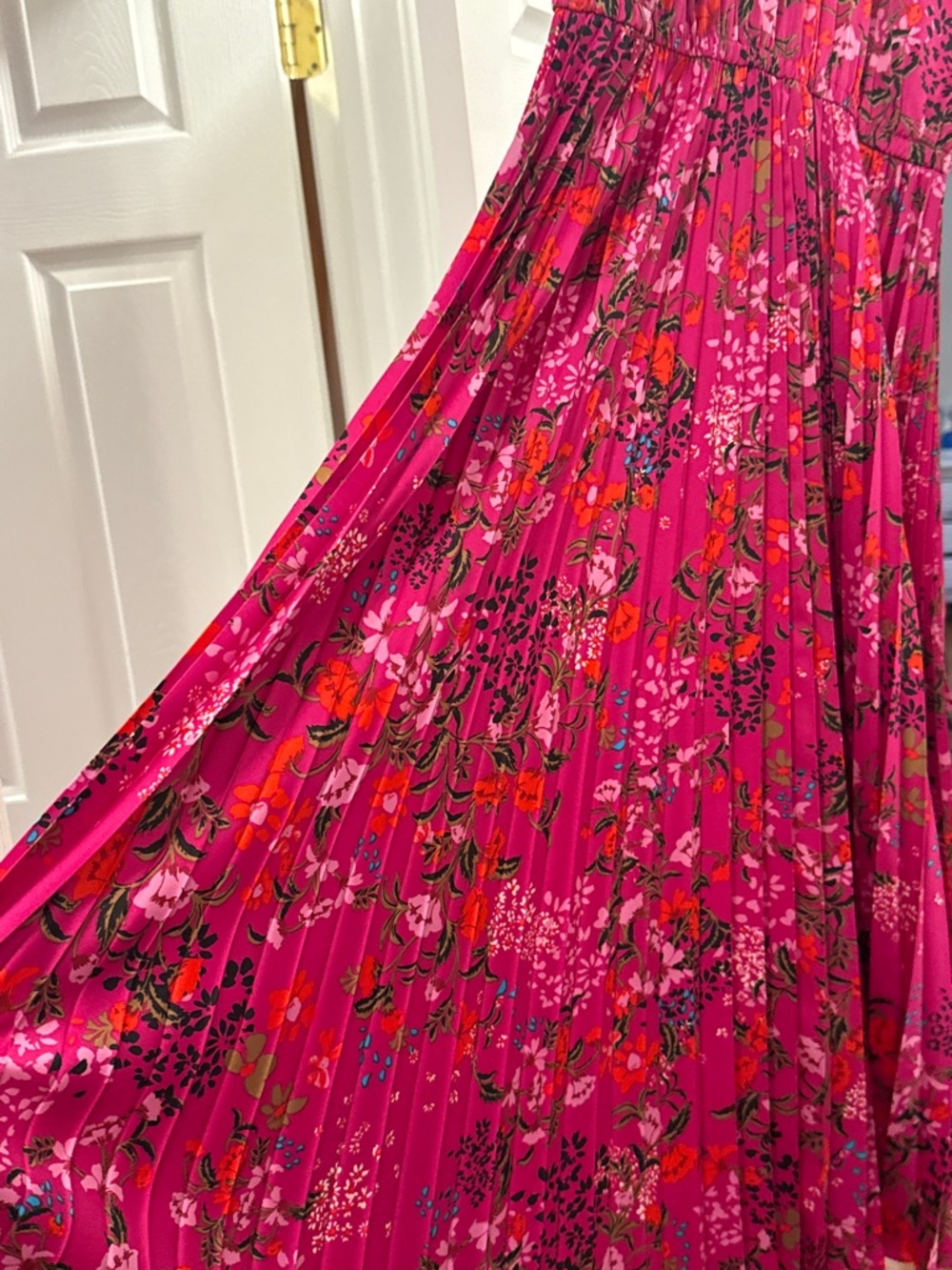 Fuchsia Floral Sleeveless Maxi Dress - Picture 10 of 10